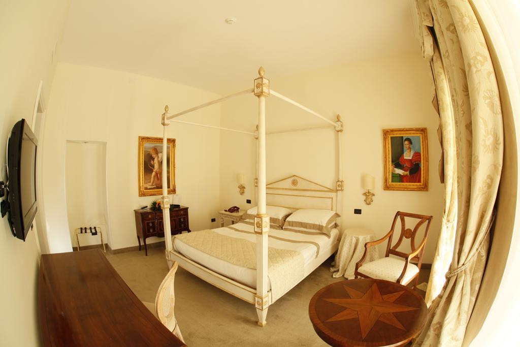 Hotel Grand Di 4*