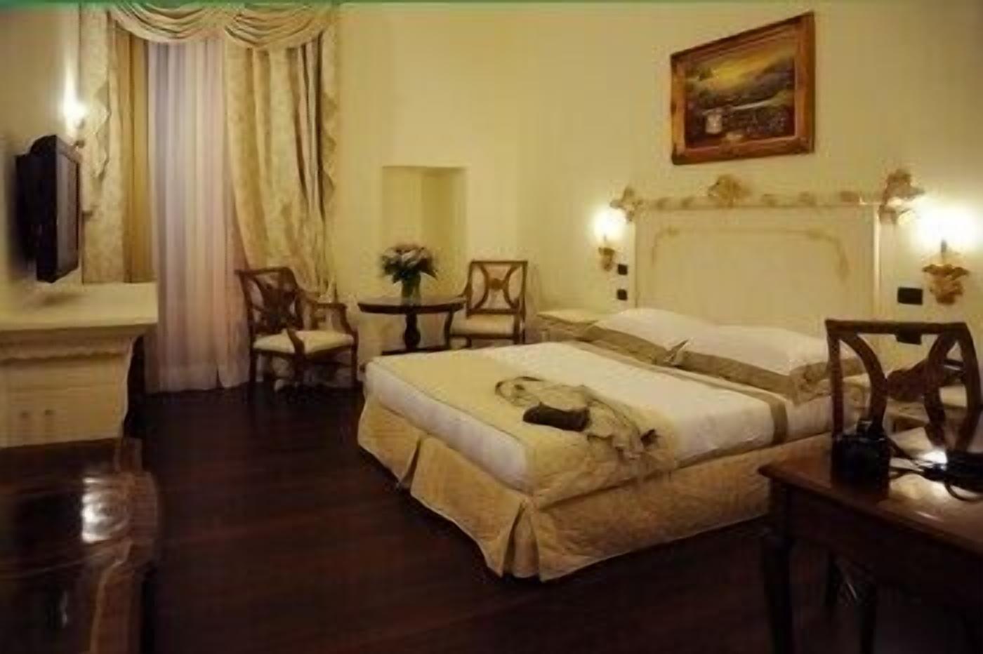 Hotel Grand Di